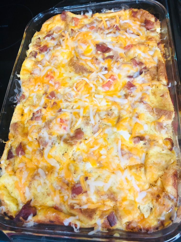 SAUSAGE EGG CREAM CHEESE HASH BROWN BREAKFAST CASSEROLE Miss Cooker