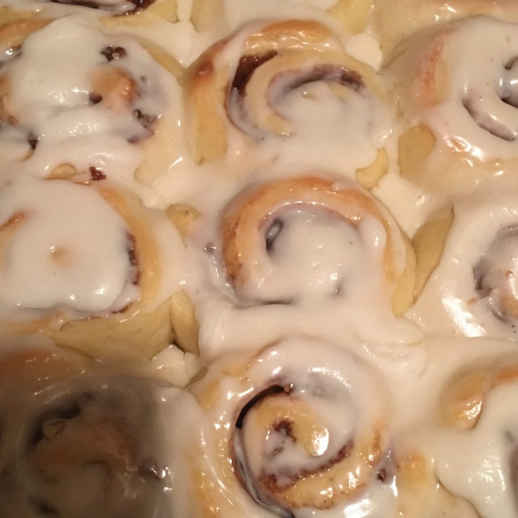 SOFT, MOIST, AND GOOEY CINNAMON BUNS – Miss Cooker