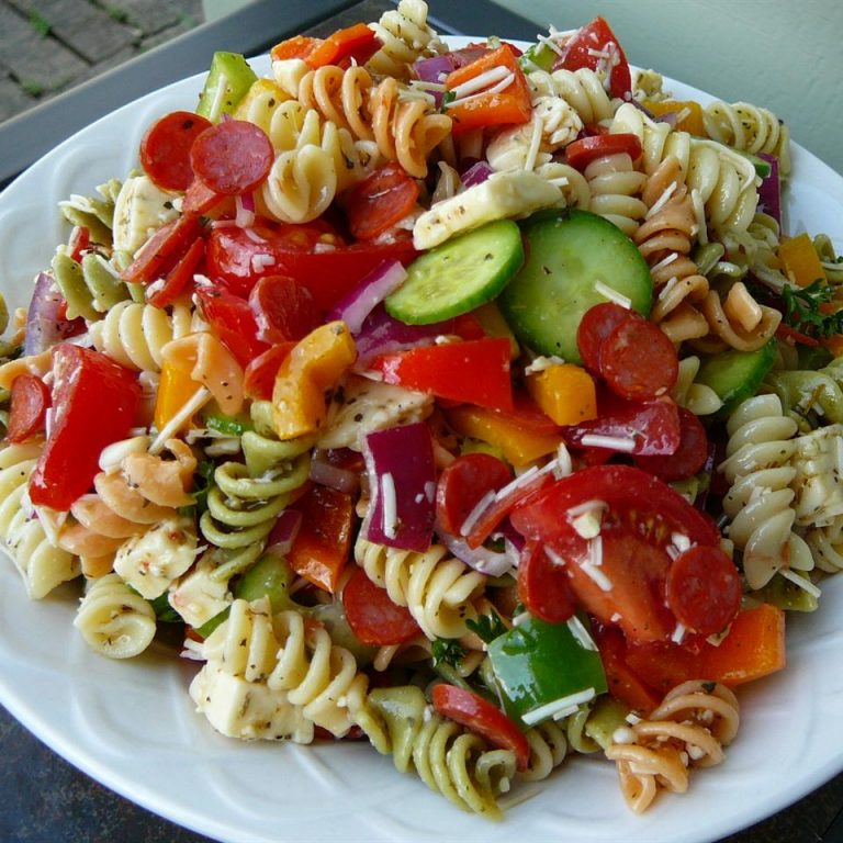 Colorful Pasta Salad With Homemade Dressing – Miss Cooker