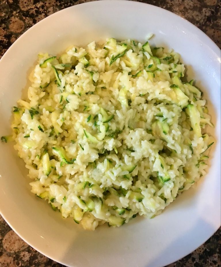 CHEESY ZUCCHINI RICE Miss Cooker