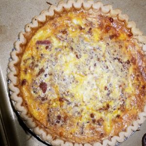 EASY HAM AND CHEESE QUICHE – Miss Cooker