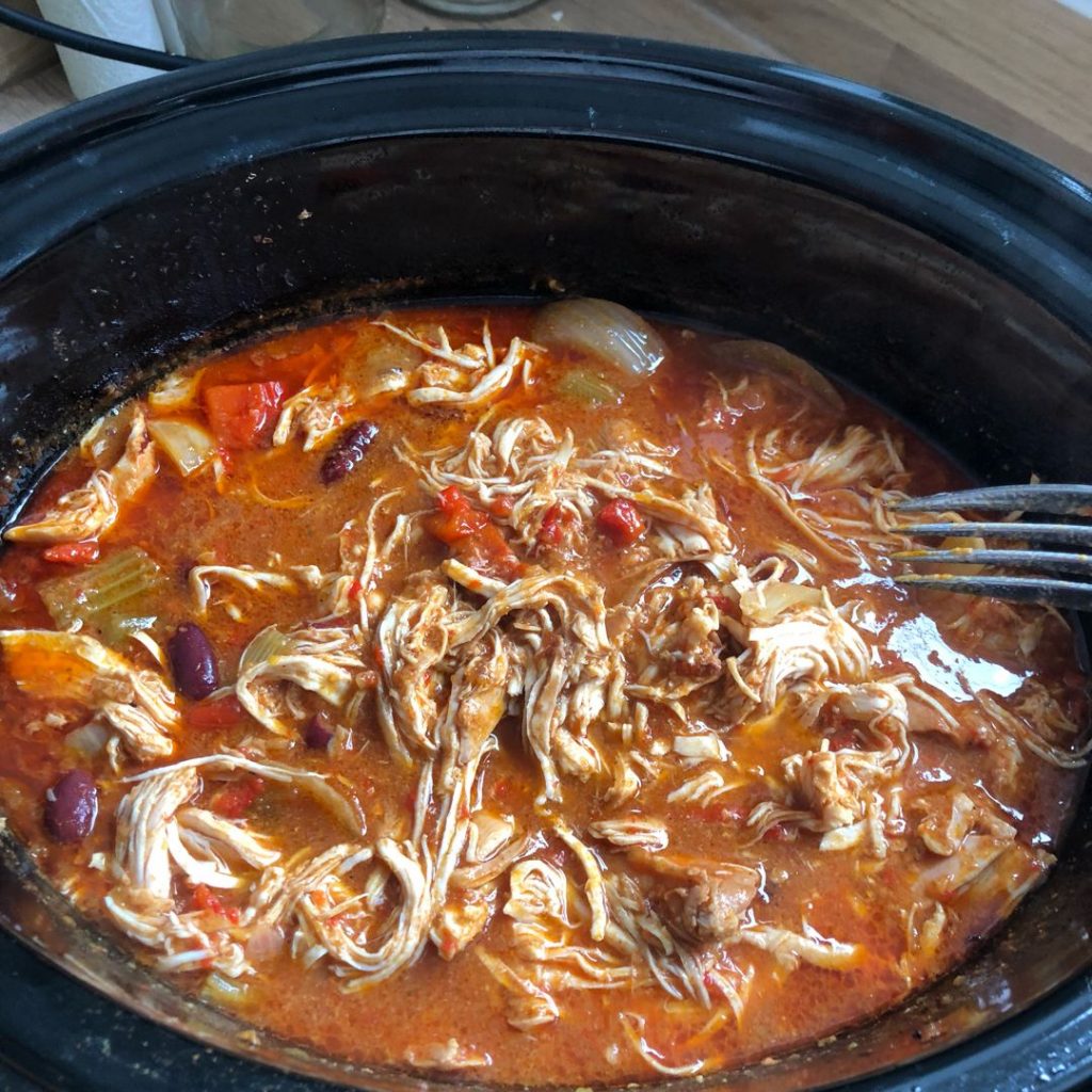 ROASTED RED PEPPER CHICKEN CHILI RECIPE Miss Cooker